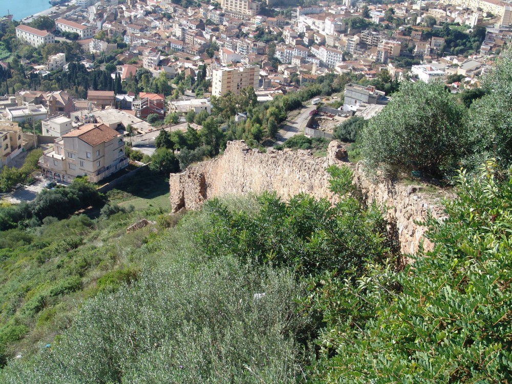 Les Remparts Hammadites - Sites Historiques et Monuments à Béjaïa — photo 2