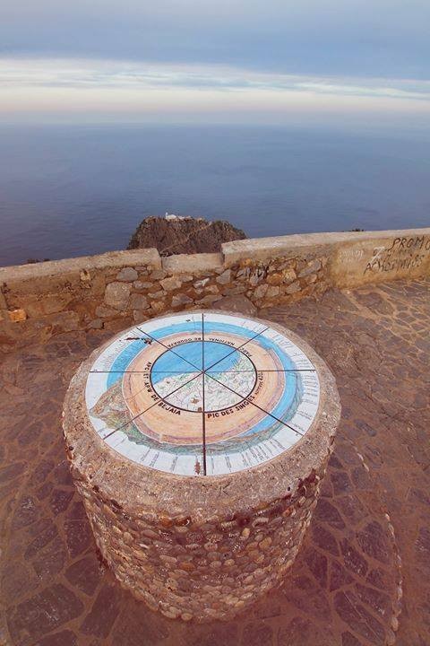 La table d’orientation - Sites Historiques et Monuments à Béjaïa — photo 2