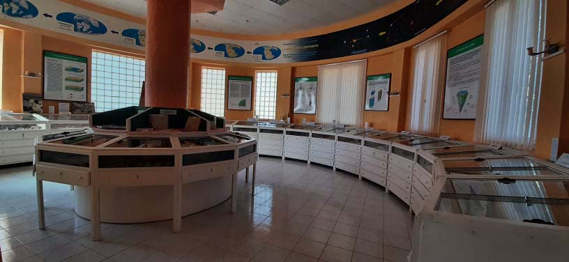 Le musée de géologie du Parc National du Gouraya
