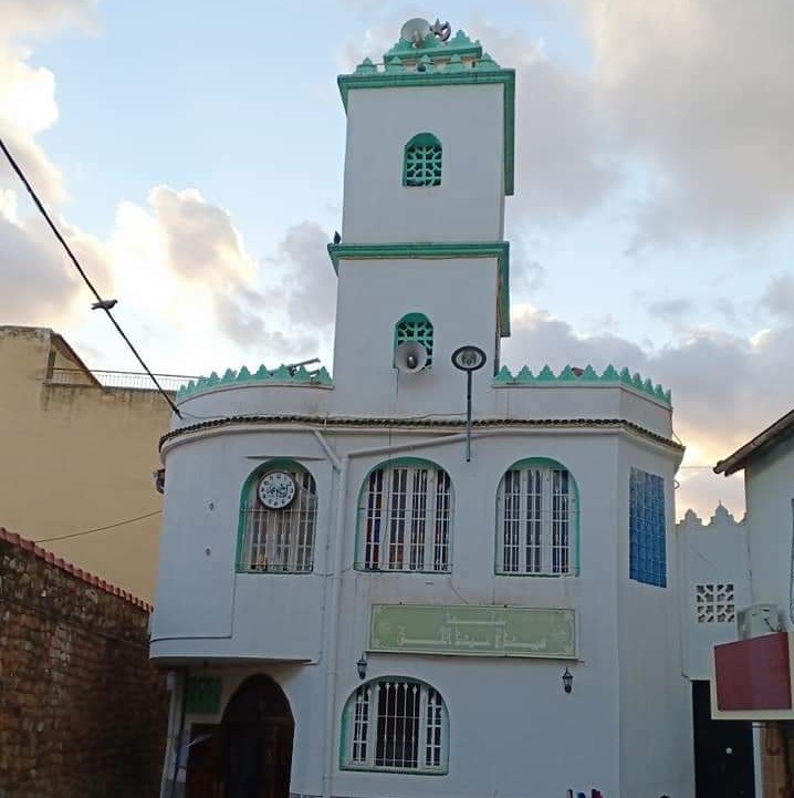Mosquée Sidi Abdelhak - Places, Quartiers et Jardins à Béjaïa — photo 6