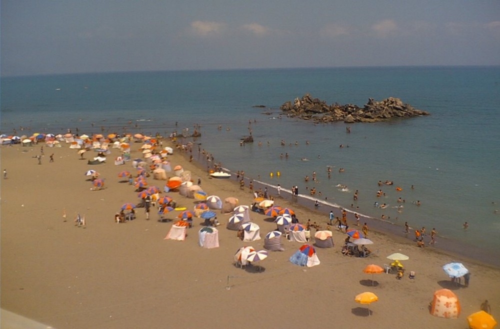 Plage Tichy centre - Plages et Ports à Béjaïa — photo 2