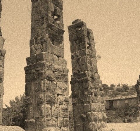 PONT AERIEN DE L’AQUEDUC DE TOUDJA - Sites Historiques et Monuments à Béjaïa — photo 5