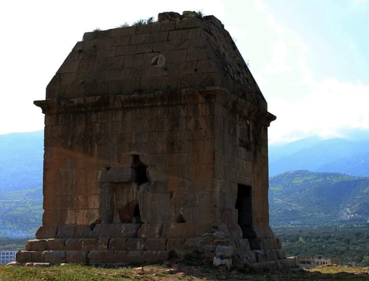 Mausolee D’akbou - Sites Historiques et Monuments à Béjaïa — photo 3