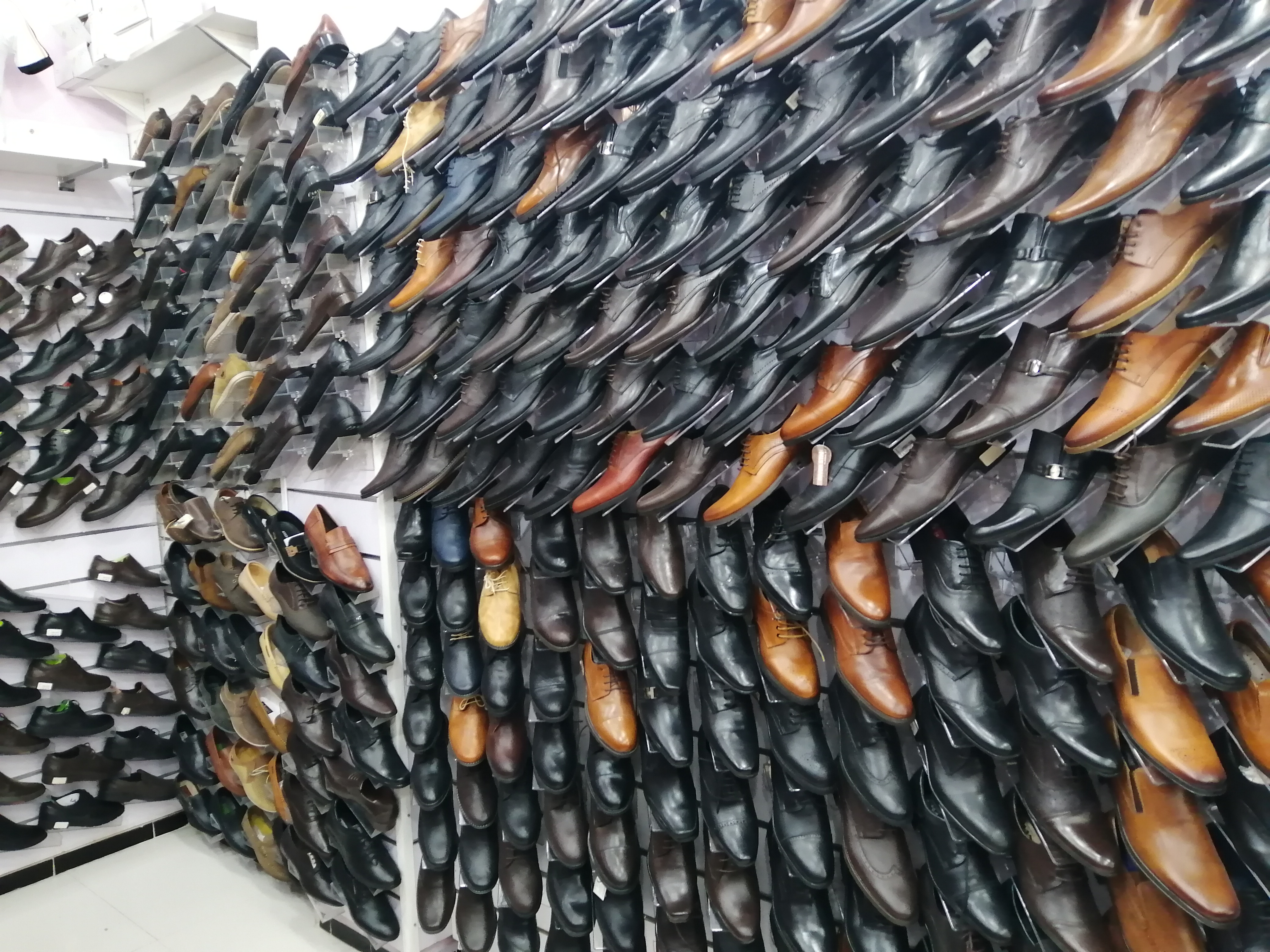 Lina Shoes 1 - Shopping à Béjaïa — photo 4
