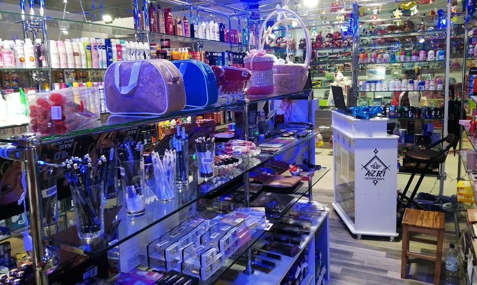 AZRI COSMETIQUES - Shopping à Béjaïa — photo 2