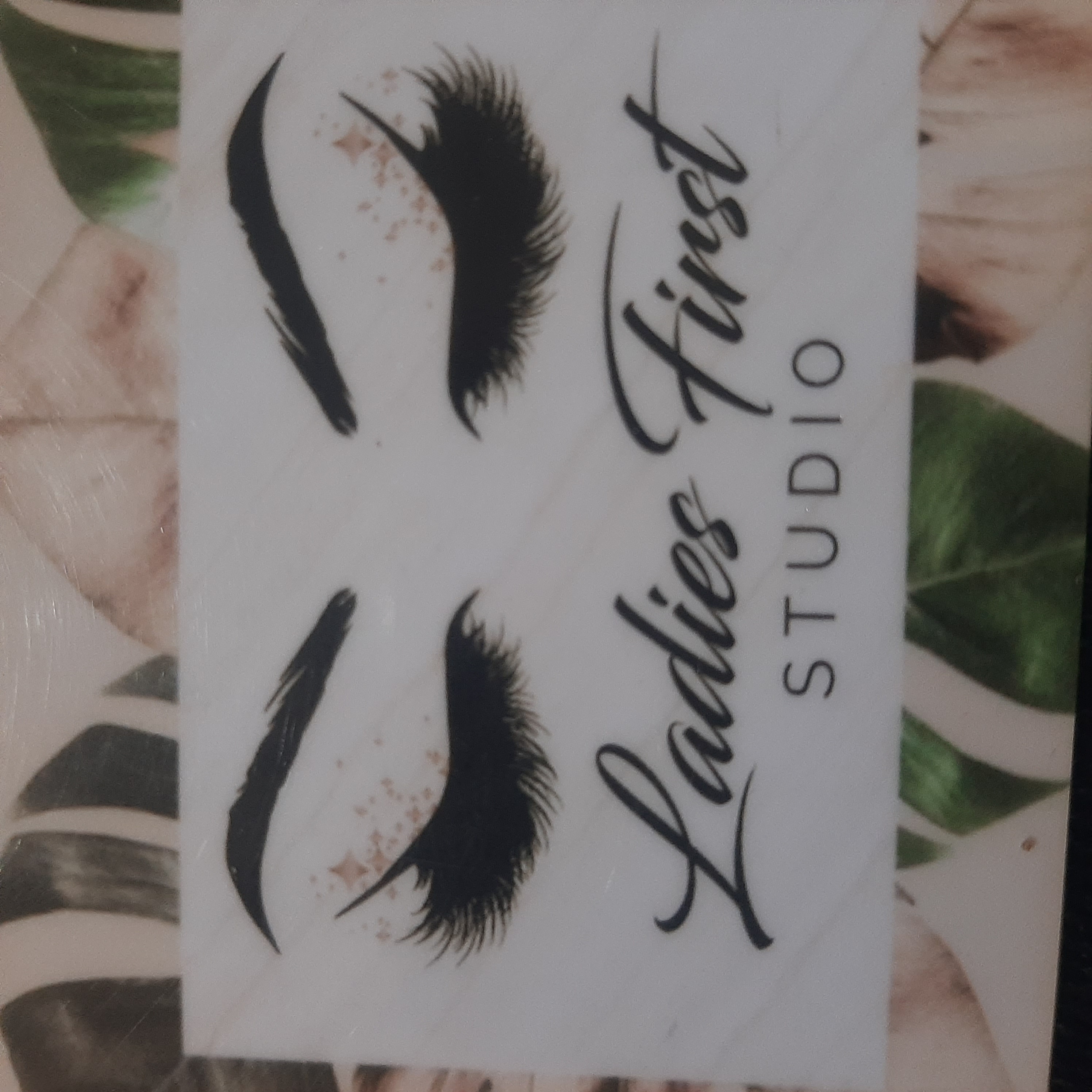 Logo Ladies fiest studio
